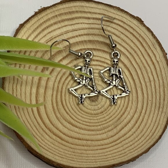 Skeleton Earring, Bones Earring, Halloween Earring, Punk Goth Earring, Gift Idea - Picture 4 of 5